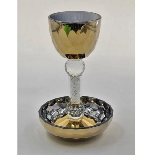 כוס קידוש - קריסטל גביע זהב + תחתית זהב רסיסים לבנים