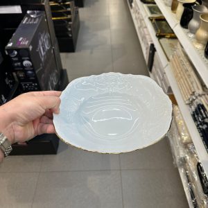 922393eb-f34f-4b51-b851-21b92770cda7