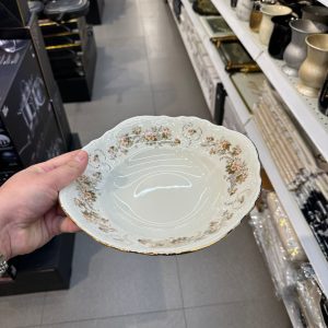 e274da56-17cd-4c8d-930f-838d63bf156e