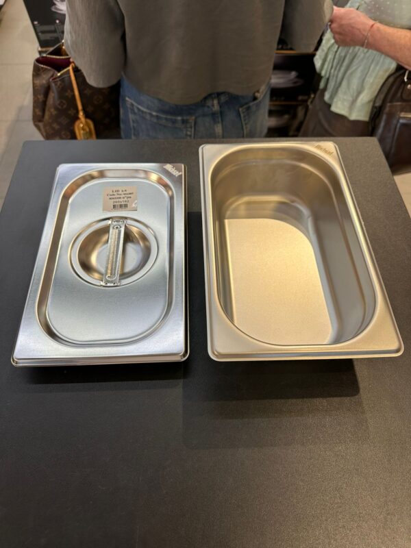 99aec684-e690-49b5-bc03-8e9ab5f0bbb0