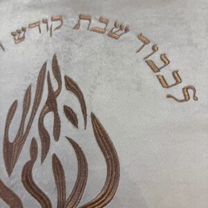 aa30b580-071f-41e6-a255-88698bdd33d3