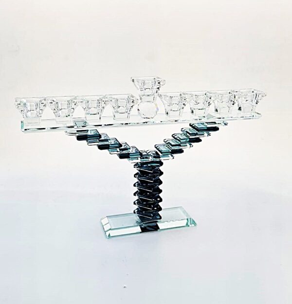 e8b5d5fa-5e5f-44df-b76f-e8e00507bfeb