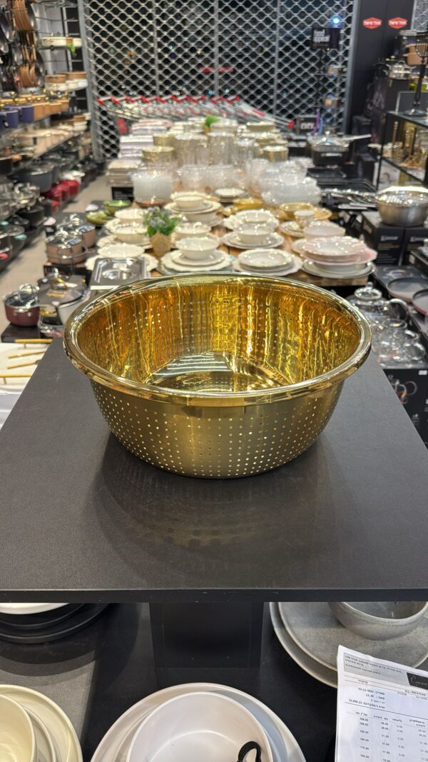 d6d9d93d-7170-45cd-9525-cc8ea8e27edb