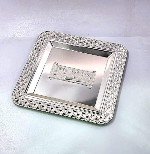 b191d105-4d0c-49e3-a0d3-80093779a897