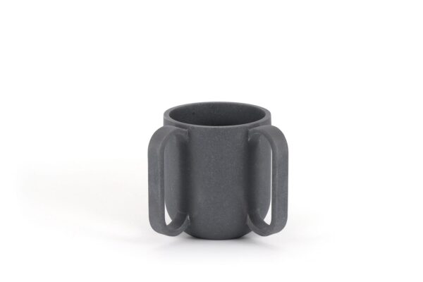 925d0013-85b0-42e2-804a-507d82b81eb3